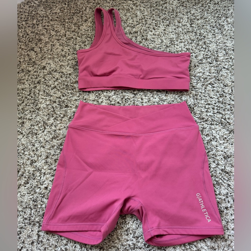 G Athletica matching workout set - shorts and sports bra
